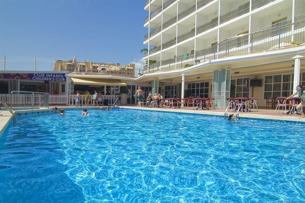 Hotel Servigroup Nereo Бенидорм Екстериор снимка