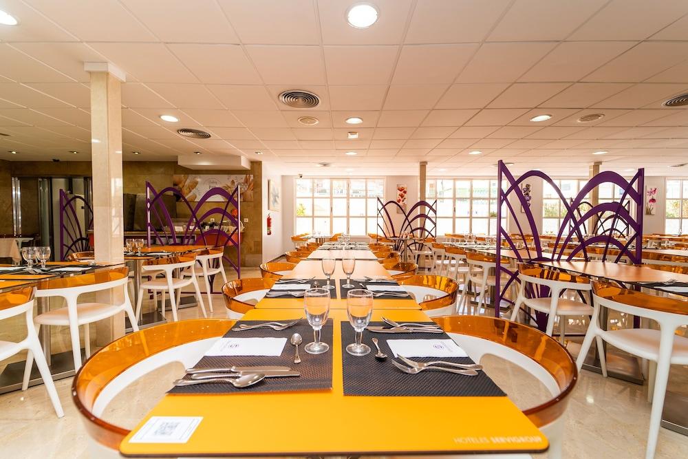 Hotel Servigroup Nereo Бенидорм Екстериор снимка