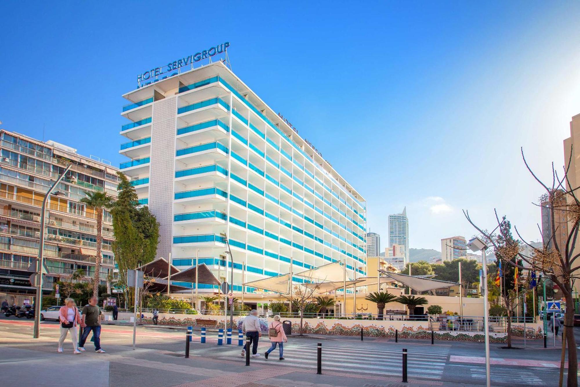 Hotel Servigroup Nereo Бенидорм Екстериор снимка